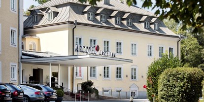 Stadthotels - Garten - Außenansicht Hoteleingang - ARCOTEL Castellani Salzburg